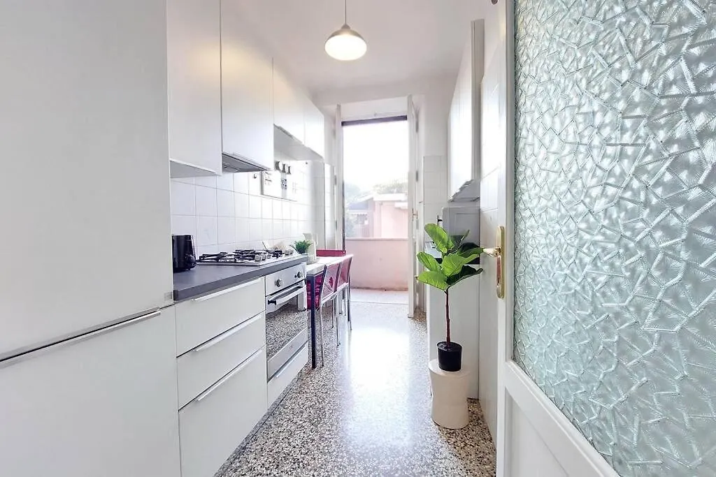 Roman Vatican Apartment Freewifi Italy