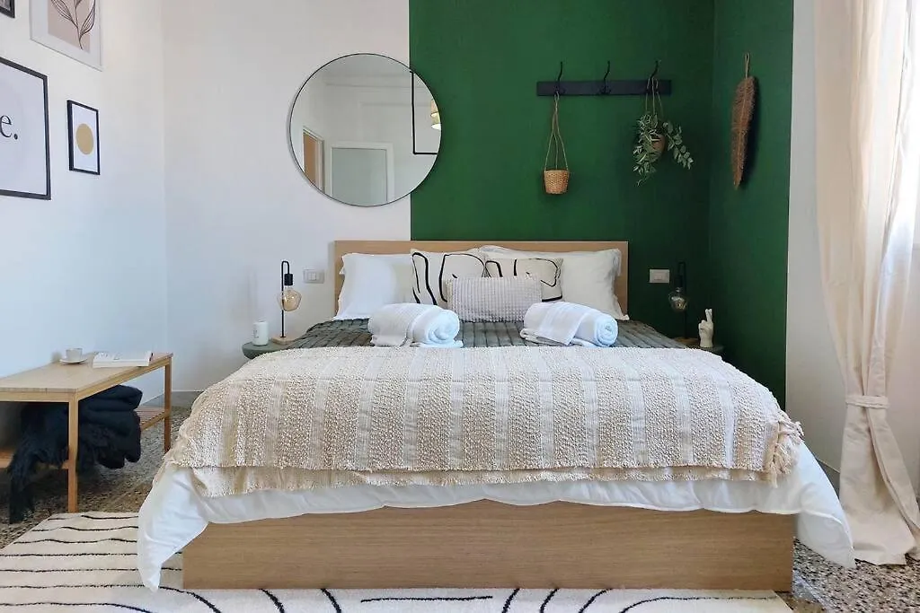 Roman Vatican Apartment Freewifi 0*, Rome Italy